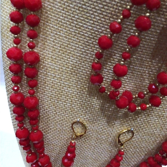 Elegant Vibrant Red Glass Beaded Necklace, Bracelet, & Earring Set - Picture 7 of 9